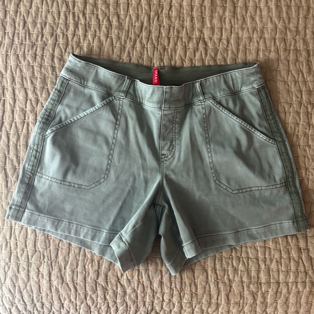 Spanx twill shorts - Women’s L